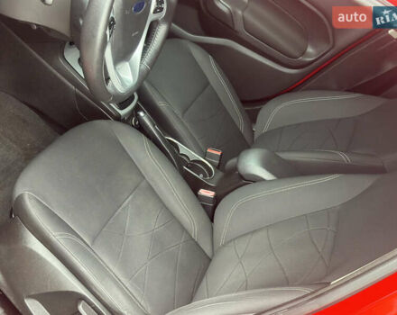 Красный Форд Фиеста, объемом двигателя 1.6 л и пробегом 174 тыс. км за 7499 $, фото 10 на Automoto.ua