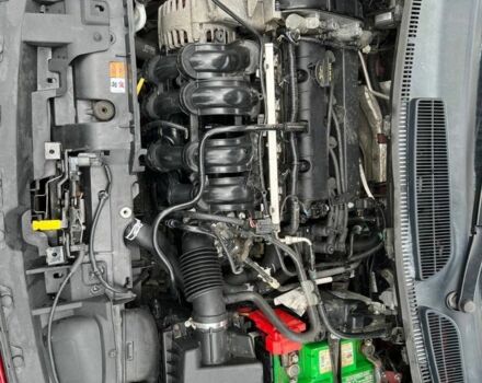 Червоний Форд Фієста, об'ємом двигуна 1.6 л та пробігом 217 тис. км за 8700 $, фото 12 на Automoto.ua