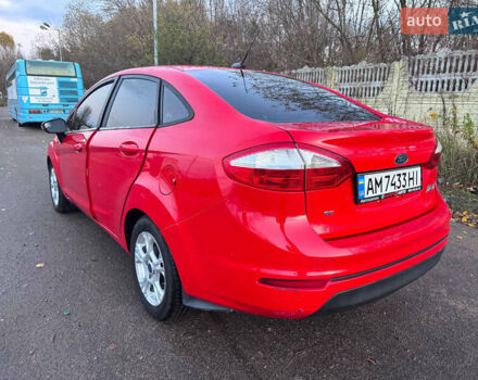 Красный Форд Фиеста, объемом двигателя 1.6 л и пробегом 138 тыс. км за 7000 $, фото 2 на Automoto.ua