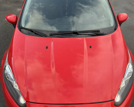 Червоний Форд Фієста, об'ємом двигуна 1 л та пробігом 95 тис. км за 9000 $, фото 2 на Automoto.ua