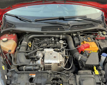 Червоний Форд Фієста, об'ємом двигуна 1 л та пробігом 95 тис. км за 9000 $, фото 14 на Automoto.ua