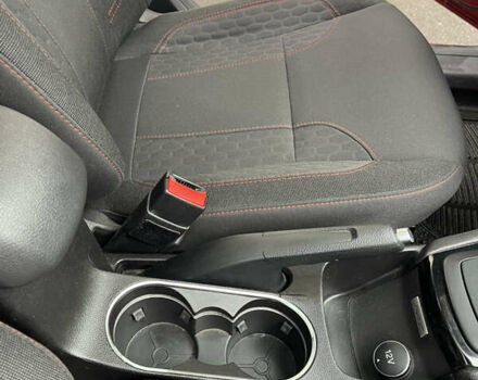 Красный Форд Фиеста, объемом двигателя 1.6 л и пробегом 122 тыс. км за 8400 $, фото 7 на Automoto.ua