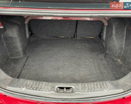 Красный Форд Фиеста, объемом двигателя 1.6 л и пробегом 122 тыс. км за 8400 $, фото 14 на Automoto.ua