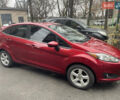 Красный Форд Фиеста, объемом двигателя 1.6 л и пробегом 122 тыс. км за 8400 $, фото 1 на Automoto.ua