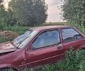 Красный Форд Фиеста, объемом двигателя 1 л и пробегом 200 тыс. км за 700 $, фото 1 на Automoto.ua