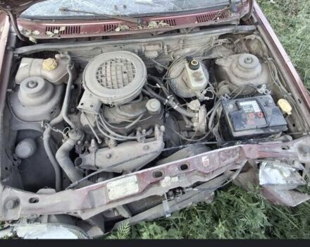 Красный Форд Фиеста, объемом двигателя 1 л и пробегом 200 тыс. км за 550 $, фото 4 на Automoto.ua