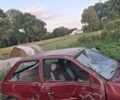 Красный Форд Фиеста, объемом двигателя 1 л и пробегом 200 тыс. км за 700 $, фото 3 на Automoto.ua