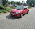 Красный Форд Фиеста, объемом двигателя 1.3 л и пробегом 250 тыс. км за 1600 $, фото 1 на Automoto.ua