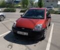 Красный Форд Фиеста, объемом двигателя 1.2 л и пробегом 350 тыс. км за 2499 $, фото 1 на Automoto.ua