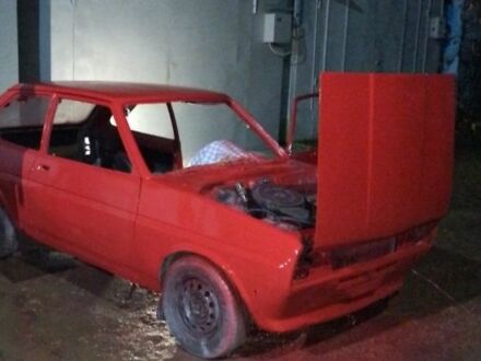 Форд Фієста 1981 у Дрогобичі на Automoto.ua Червоний Форд Фієста, об'ємом двигуна 1.3 л та пробігом 50 тис. км за 300 $, фото 1 на Automoto.ua
