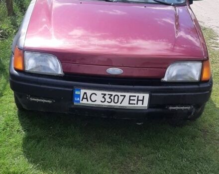 Красный Форд Фиеста, объемом двигателя 1.4 л и пробегом 200 тыс. км за 1100 $, фото 1 на Automoto.ua