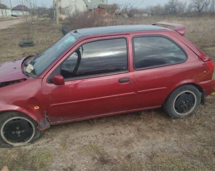 Красный Форд Фиеста, объемом двигателя 1.3 л и пробегом 100 тыс. км за 458 $, фото 1 на Automoto.ua