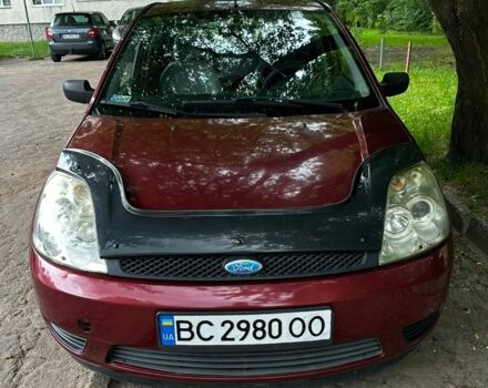 Червоний Форд Фієста, об'ємом двигуна 1.3 л та пробігом 228 тис. км за 3500 $, фото 1 на Automoto.ua