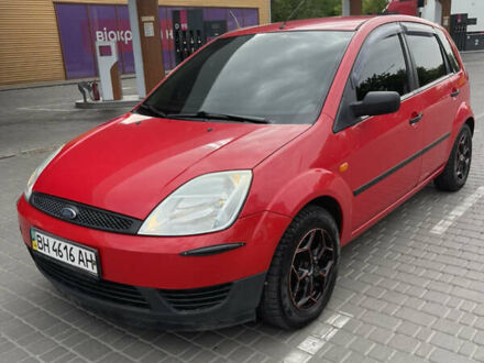 Форд Фиеста 2005 в Одессе на Automoto.ua Красный Форд Фиеста, объемом двигателя 1.3 л и пробегом 115 тыс. км за 3550 $, фото 1 на Automoto.ua