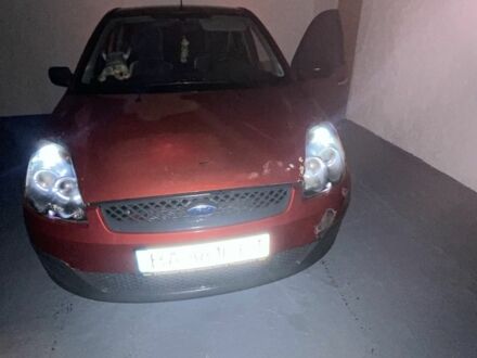 Червоний Форд Фієста, об'ємом двигуна 1.4 л та пробігом 214 тис. км за 3500 $, фото 1 на Automoto.ua