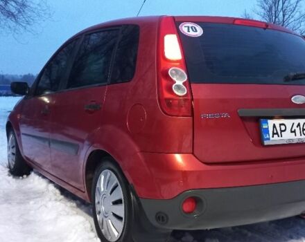 Красный Форд Фиеста, объемом двигателя 1.4 л и пробегом 157 тыс. км за 3800 $, фото 1 на Automoto.ua