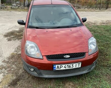 Форд Фиеста 2006 в Запорожье на Automoto.ua Красный Форд Фиеста, объемом двигателя 1.4 л и пробегом 152 тыс. км за 4300 $, фото 1 на Automoto.ua