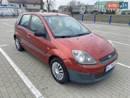 Форд Фієста 2006 у Нововолинськ на Automoto.ua Червоний Форд Фієста, об'ємом двигуна 1.3 л та пробігом 164 тис. км за 4350 $, фото 1 на Automoto.ua