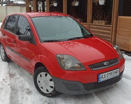 Красный Форд Фиеста, объемом двигателя 1.4 л и пробегом 195 тыс. км за 3500 $, фото 1 на Automoto.ua