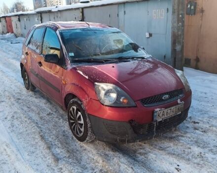 Красный Форд Фиеста, объемом двигателя 1.4 л и пробегом 176 тыс. км за 1000 $, фото 1 на Automoto.ua