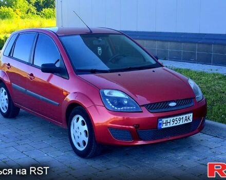 Червоний Форд Фієста, об'ємом двигуна 1.4 л та пробігом 215 тис. км за 3900 $, фото 1 на Automoto.ua