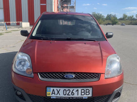 Форд Фиеста 2007 в Харькове на Automoto.ua Красный Форд Фиеста, объемом двигателя 1.25 л и пробегом 183 тыс. км за 4200 $, фото 1 на Automoto.ua