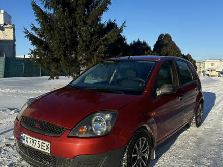 Красный Форд Фиеста, объемом двигателя 1.39 л и пробегом 178 тыс. км за 4000 $, фото 1 на Automoto.ua