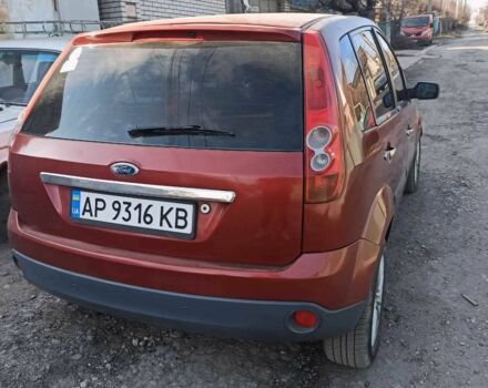 Красный Форд Фиеста, объемом двигателя 1.2 л и пробегом 260 тыс. км за 3590 $, фото 1 на Automoto.ua