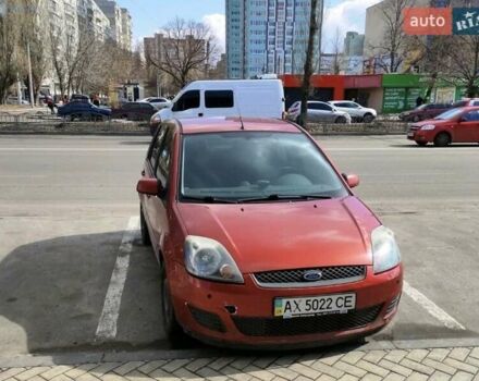 Красный Форд Фиеста, объемом двигателя 1.4 л и пробегом 118 тыс. км за 3699 $, фото 1 на Automoto.ua