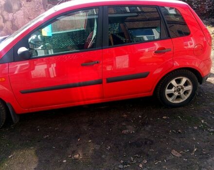 Красный Форд Фиеста, объемом двигателя 1.3 л и пробегом 207 тыс. км за 4000 $, фото 1 на Automoto.ua