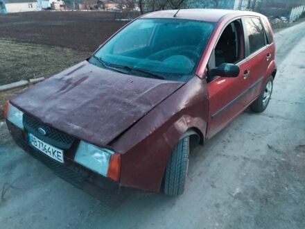 Форд Фиеста 2008 в Хмельницком на Automoto.ua Красный Форд Фиеста, объемом двигателя 1.2 л и пробегом 350 тыс. км за 500 $, фото 1 на Automoto.ua