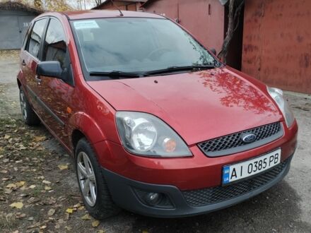 Червоний Форд Фієста, об'ємом двигуна 1.4 л та пробігом 134 тис. км за 4300 $, фото 1 на Automoto.ua