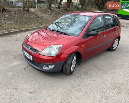 Красный Форд Фиеста, объемом двигателя 1.4 л и пробегом 146 тыс. км за 4100 $, фото 1 на Automoto.ua