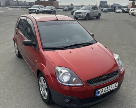 Червоний Форд Фієста, об'ємом двигуна 1.4 л та пробігом 150 тис. км за 3600 $, фото 1 на Automoto.ua