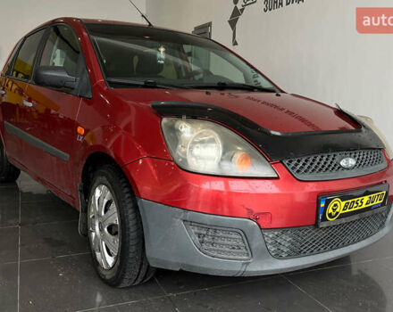 Червоний Форд Фієста, об'ємом двигуна 1.24 л та пробігом 164 тис. км за 4150 $, фото 1 на Automoto.ua