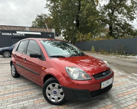 Красный Форд Фиеста, объемом двигателя 1.3 л и пробегом 169 тыс. км за 4000 $, фото 1 на Automoto.ua
