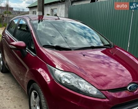 Красный Форд Фиеста, объемом двигателя 1.39 л и пробегом 172 тыс. км за 6300 $, фото 1 на Automoto.ua