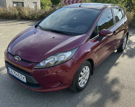 Червоний Форд Фієста, об'ємом двигуна 1.39 л та пробігом 184 тис. км за 7200 $, фото 1 на Automoto.ua