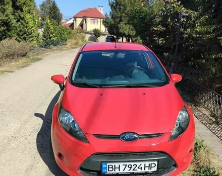 Червоний Форд Фієста, об'ємом двигуна 1.24 л та пробігом 89 тис. км за 5900 $, фото 1 на Automoto.ua
