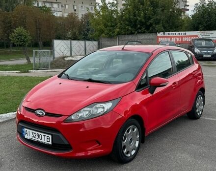 Красный Форд Фиеста, объемом двигателя 1.39 л и пробегом 124 тыс. км за 7800 $, фото 1 на Automoto.ua