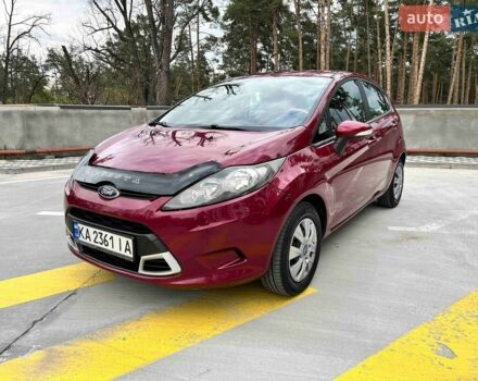 Червоний Форд Фієста, об'ємом двигуна 1.4 л та пробігом 168 тис. км за 6500 $, фото 1 на Automoto.ua
