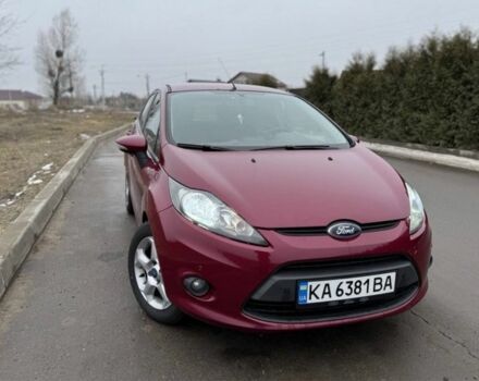 Форд Фиеста 2010 в Киеве на Automoto.ua Красный Форд Фиеста, объемом двигателя 1.4 л и пробегом 160 тыс. км за 6500 $, фото 1 на Automoto.ua