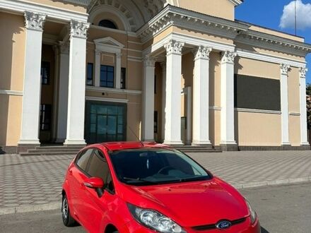 Червоний Форд Фієста, об'ємом двигуна 1.25 л та пробігом 184 тис. км за 4800 $, фото 1 на Automoto.ua