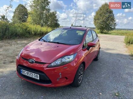 Красный Форд Фиеста, объемом двигателя 1.24 л и пробегом 91 тыс. км за 5600 $, фото 1 на Automoto.ua