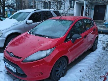 Красный Форд Фиеста, объемом двигателя 1.25 л и пробегом 228 тыс. км за 5150 $, фото 1 на Automoto.ua