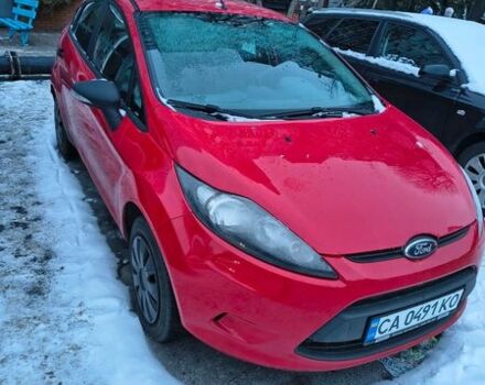 Красный Форд Фиеста, объемом двигателя 1.2 л и пробегом 228 тыс. км за 4900 $, фото 1 на Automoto.ua