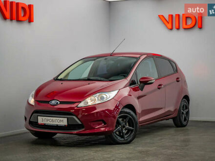 Красный Форд Фиеста, объемом двигателя 1.2 л и пробегом 186 тыс. км за 5664 $, фото 1 на Automoto.ua