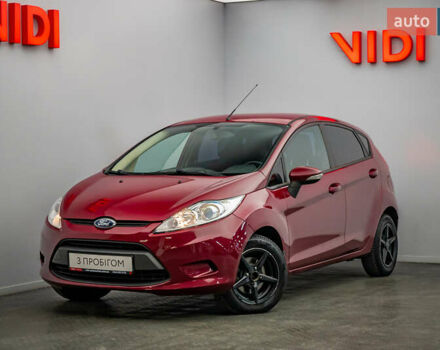Червоний Форд Фієста, об'ємом двигуна 1.2 л та пробігом 186 тис. км за 5664 $, фото 1 на Automoto.ua
