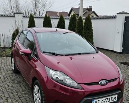 Красный Форд Фиеста, объемом двигателя 1.4 л и пробегом 156 тыс. км за 7000 $, фото 1 на Automoto.ua