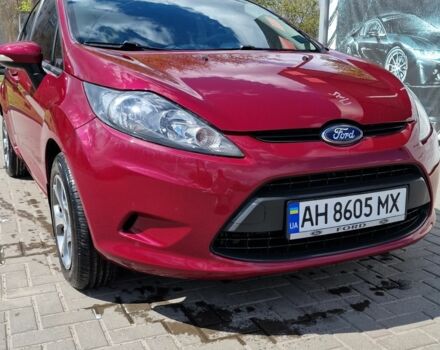 Красный Форд Фиеста, объемом двигателя 1.4 л и пробегом 127 тыс. км за 7500 $, фото 1 на Automoto.ua
